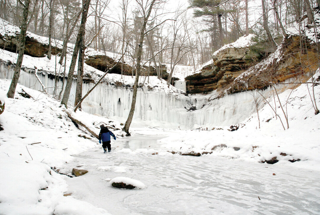 DEVIL OF A TIME. During the winter, ice formations transform the Devil's Punchbowl into a winter wonderland. (Photo by Tom Giffey)