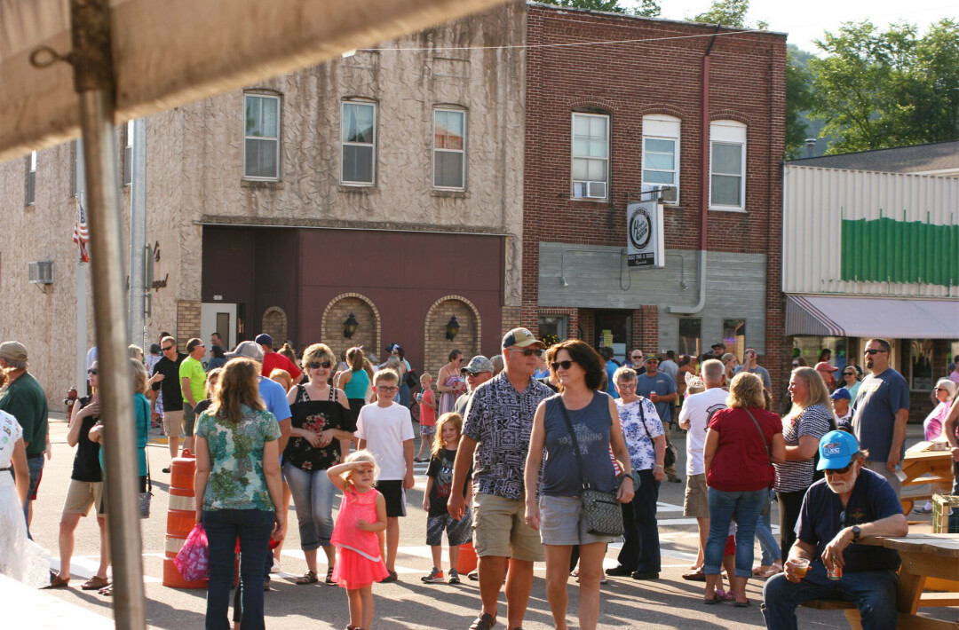 EXTRATERRESTRIAL EXTRAVAGANZA. The UFO Days festival in Elmwood has been celebrated for decades and has activities for all ages.