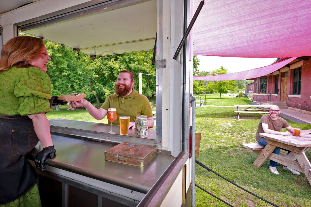 Brewery Nonic's food truck at its patio.