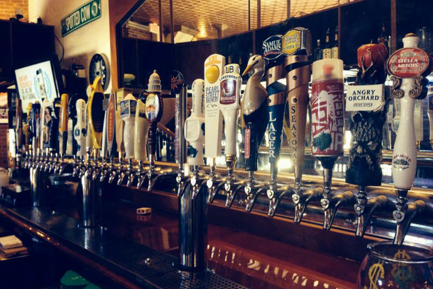 The District Pub & Grill Eau Claire, WI